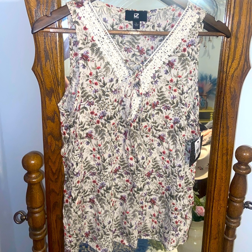 IZ Byer boho top size L NWT
